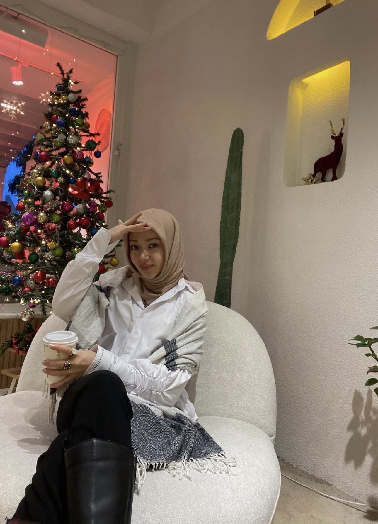 Evsin Büyük Memeli Bayan Escort Beyza